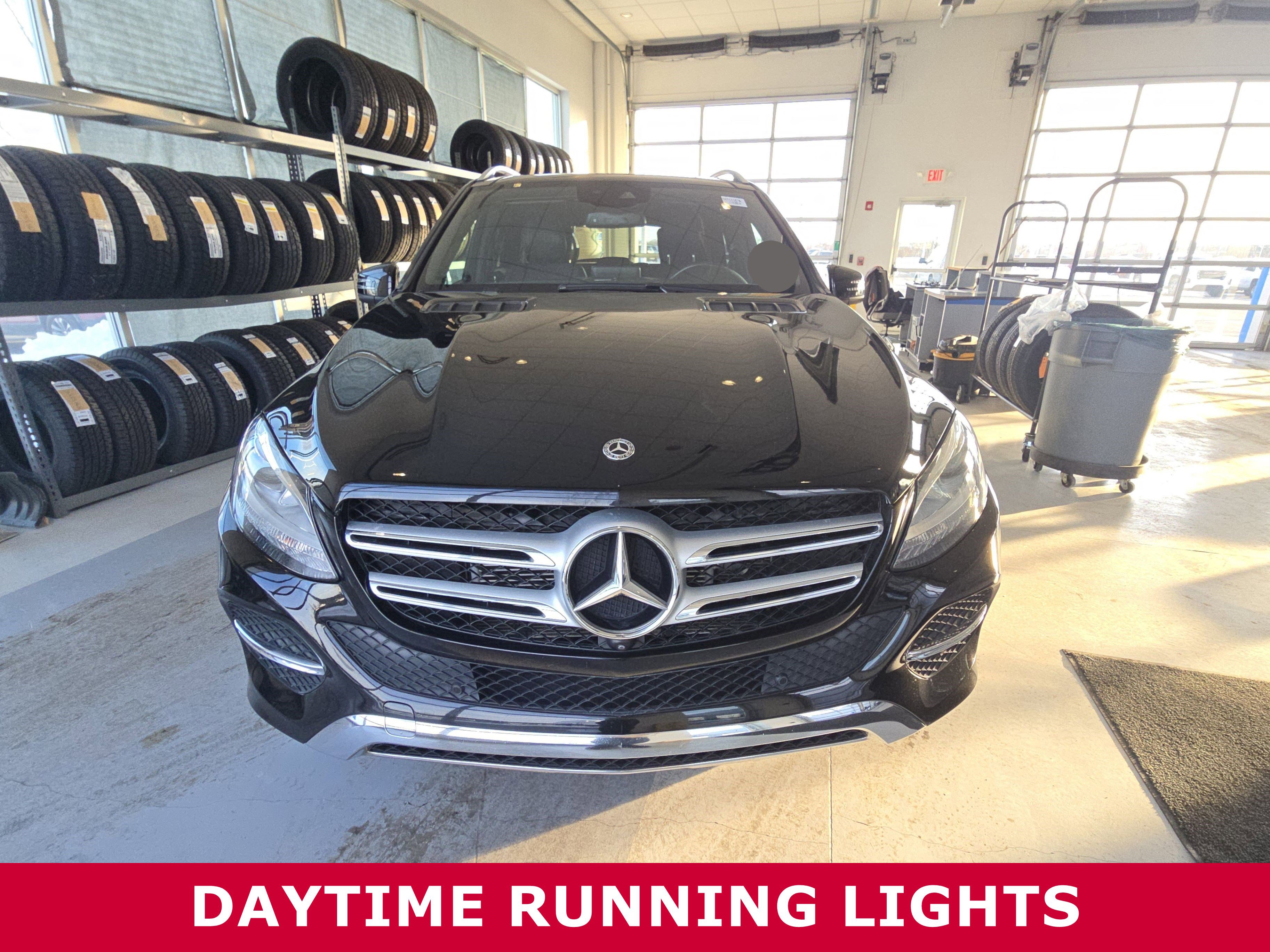 Used 2018 Mercedes-Benz GLE 550e 4MATIC image 3