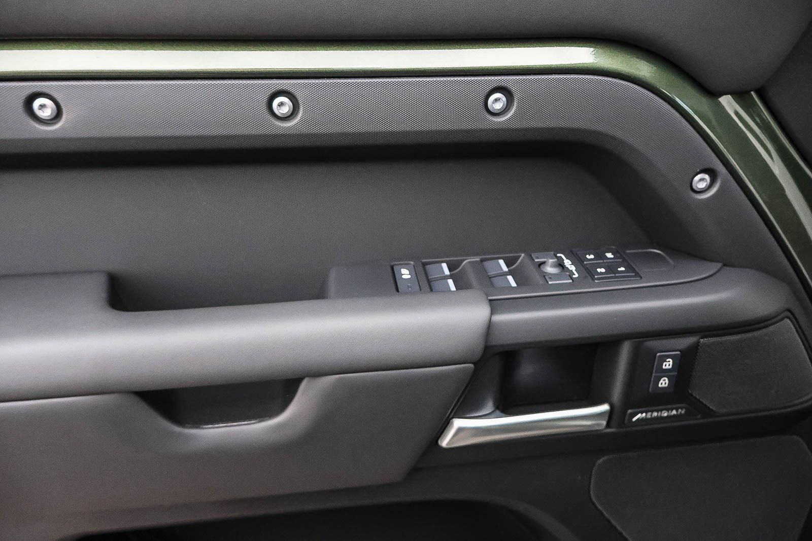 New 2026 Land Rover Defender 110 S AWD/4WD image 29