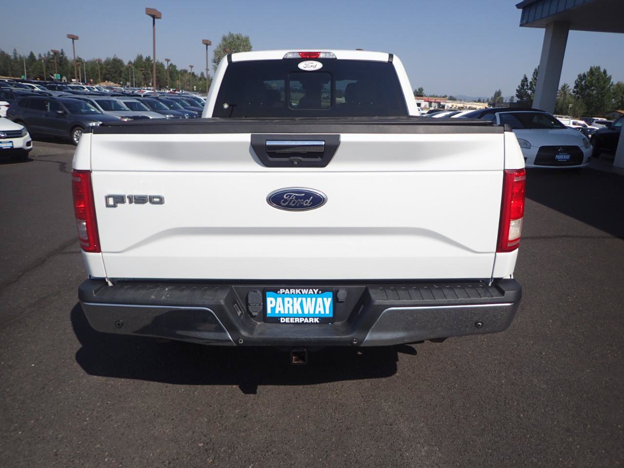Used 2015 Ford F150 XLT w/ Equipment Group 302A Luxury AWD/4WD image 4