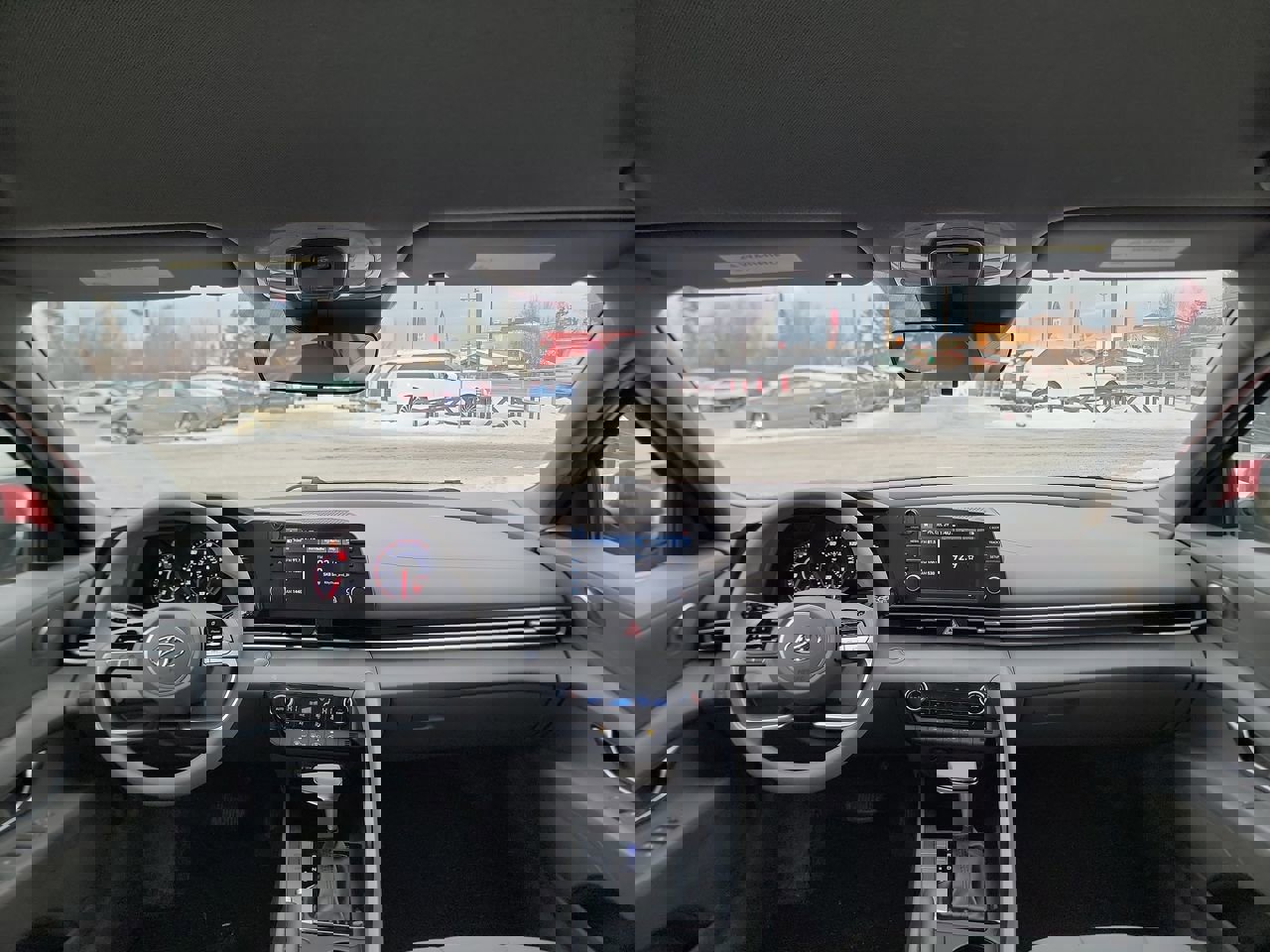 Used 2021 Hyundai Elantra SEL image 25