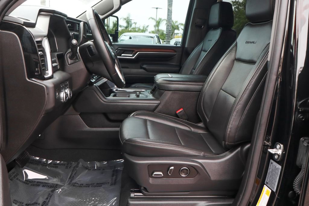 Used 2024 GMC Sierra 2500 Denali w/ Denali Reserve Package image 21