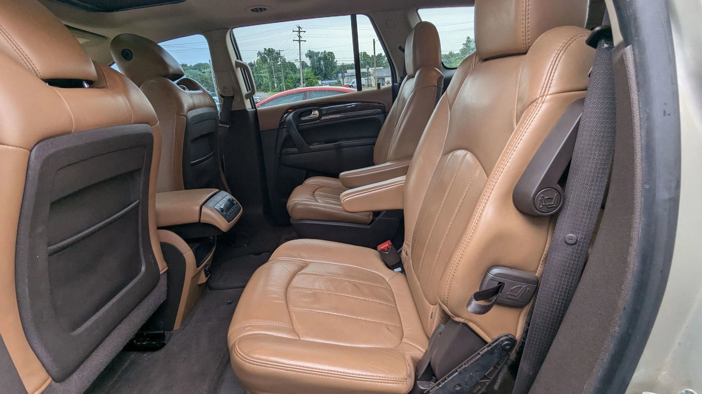Used 2014 Buick Enclave Premium w/ Trailering Provision Package FWD image 13