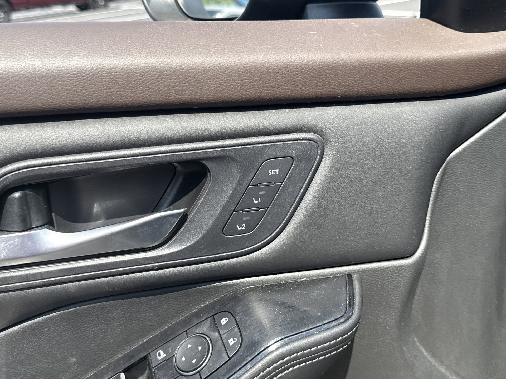 Used 2023 Nissan Rogue SL w/ SL Premium Package FWD image 10