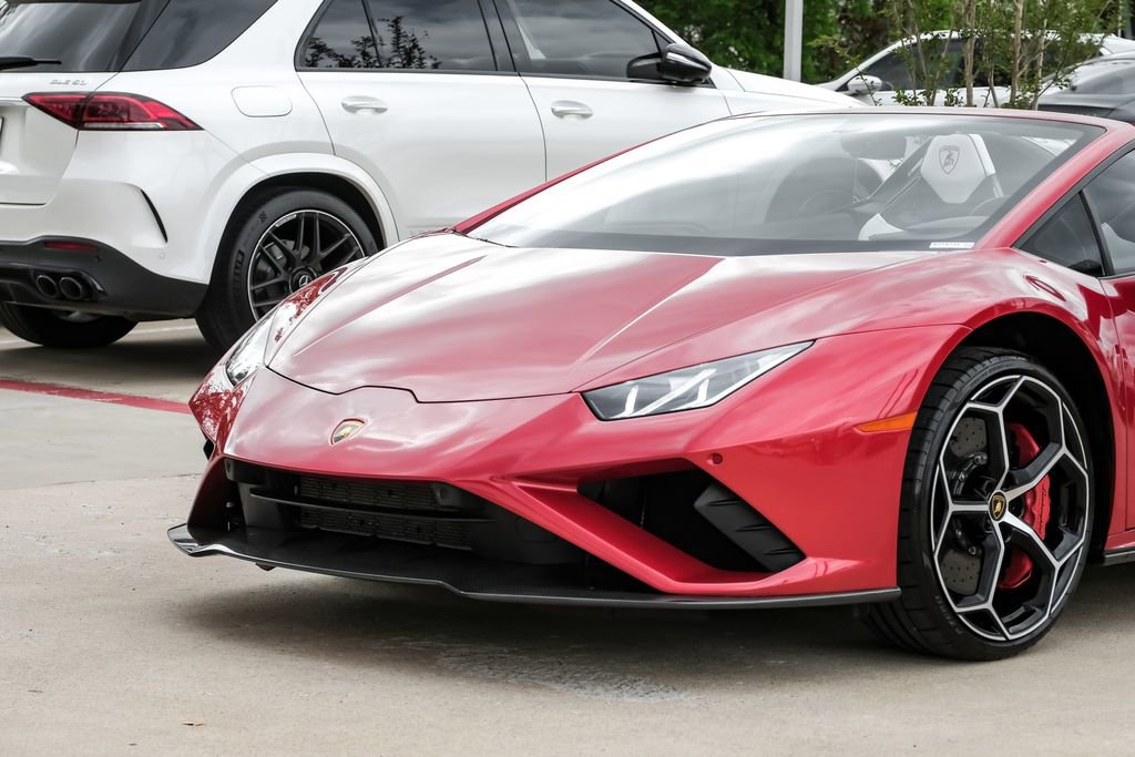 Used 2023 Lamborghini Huracan EVO image 3
