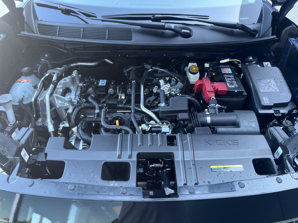 New 2027 Nissan Kicks SV AWD/4WD image 24