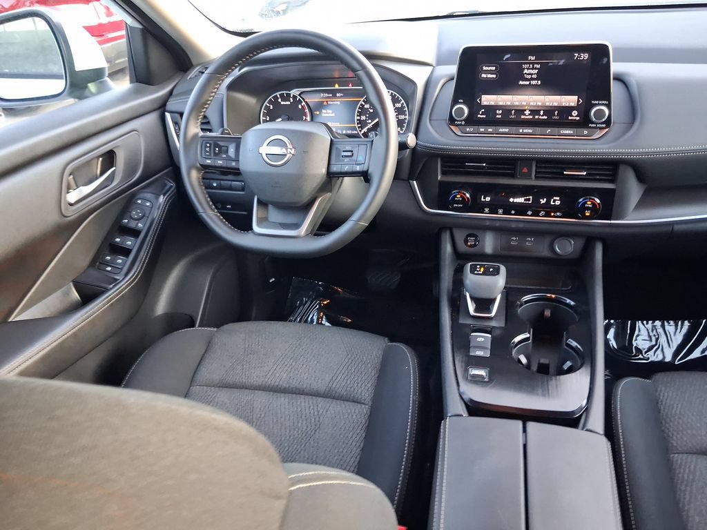 Used 2026 Nissan Rogue SV FWD image 19