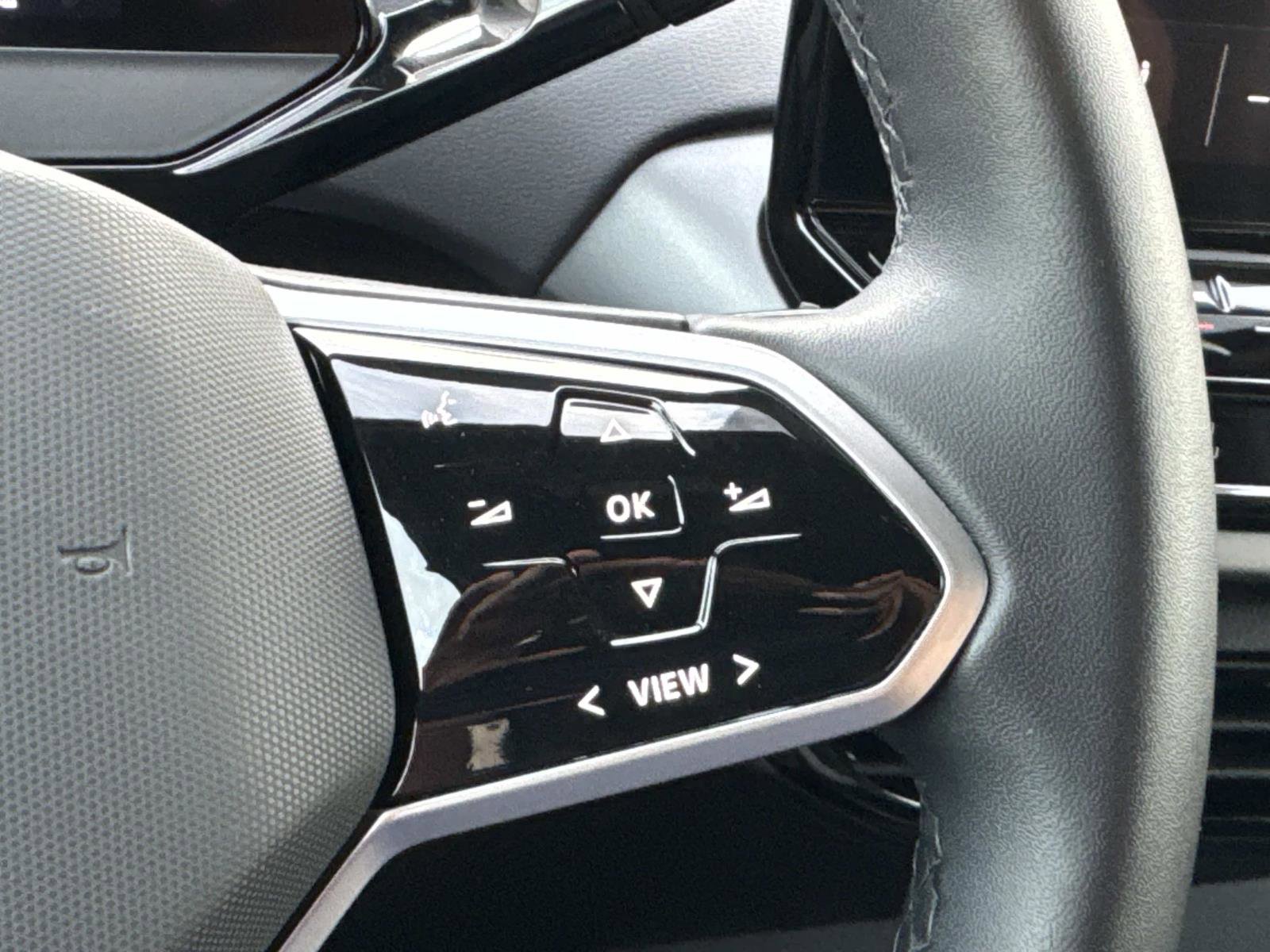 Certified 2023 Volkswagen ID.4 Pro image 26