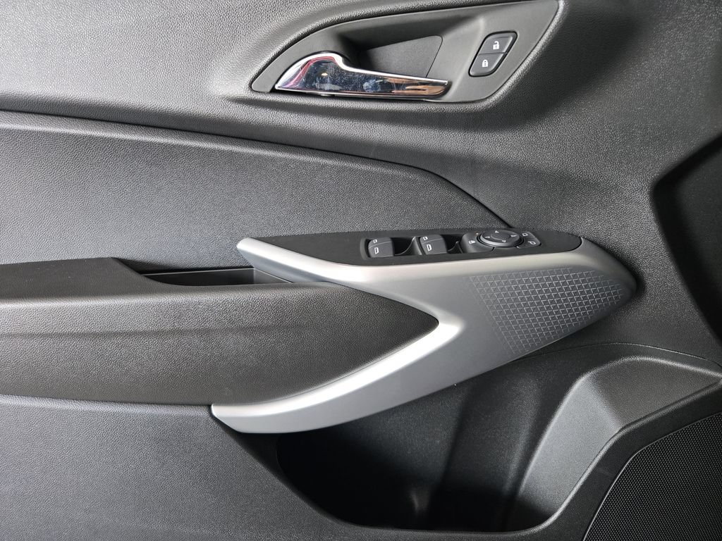 New 2026 Chevrolet Trax LS w/ Driver Confidence Package FWD image 23