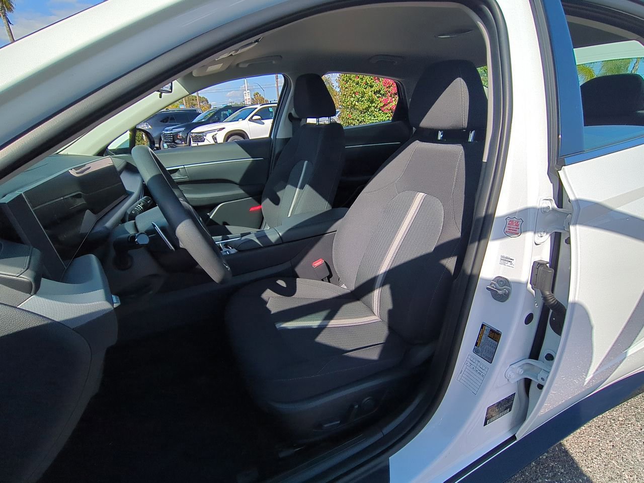 Used 2025 Hyundai Sonata SEL FWD image 18