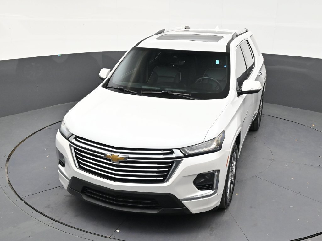 Used 2022 Chevrolet Traverse Premier FWD image 19