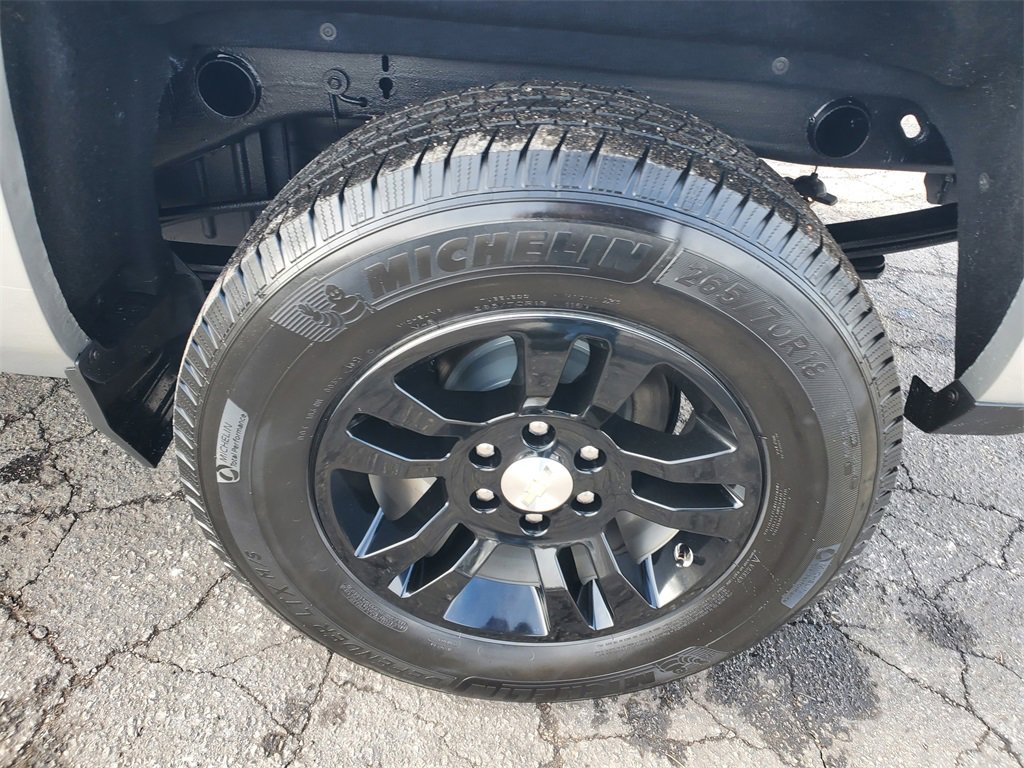 Used 2018 Chevrolet Silverado 1500 LT w/ All Star Edition image 27
