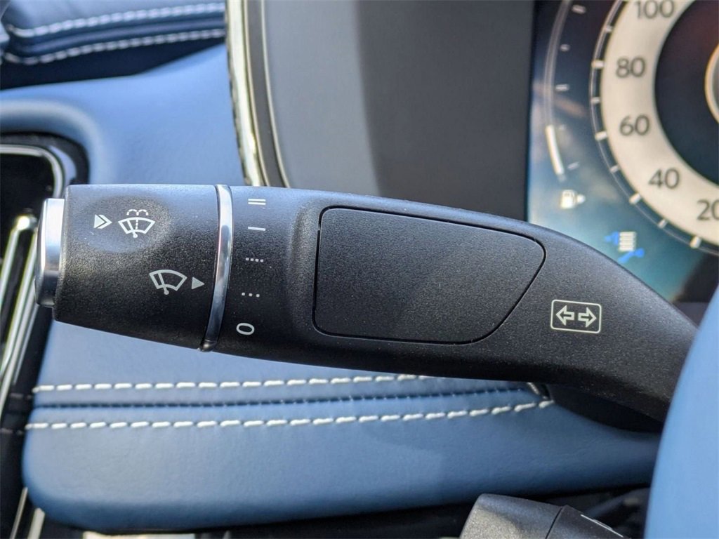 New 2025 Aston Martin DBX 707 image 25