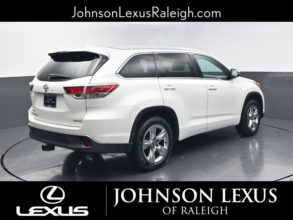 Used 2016 Toyota Highlander Limited image 9