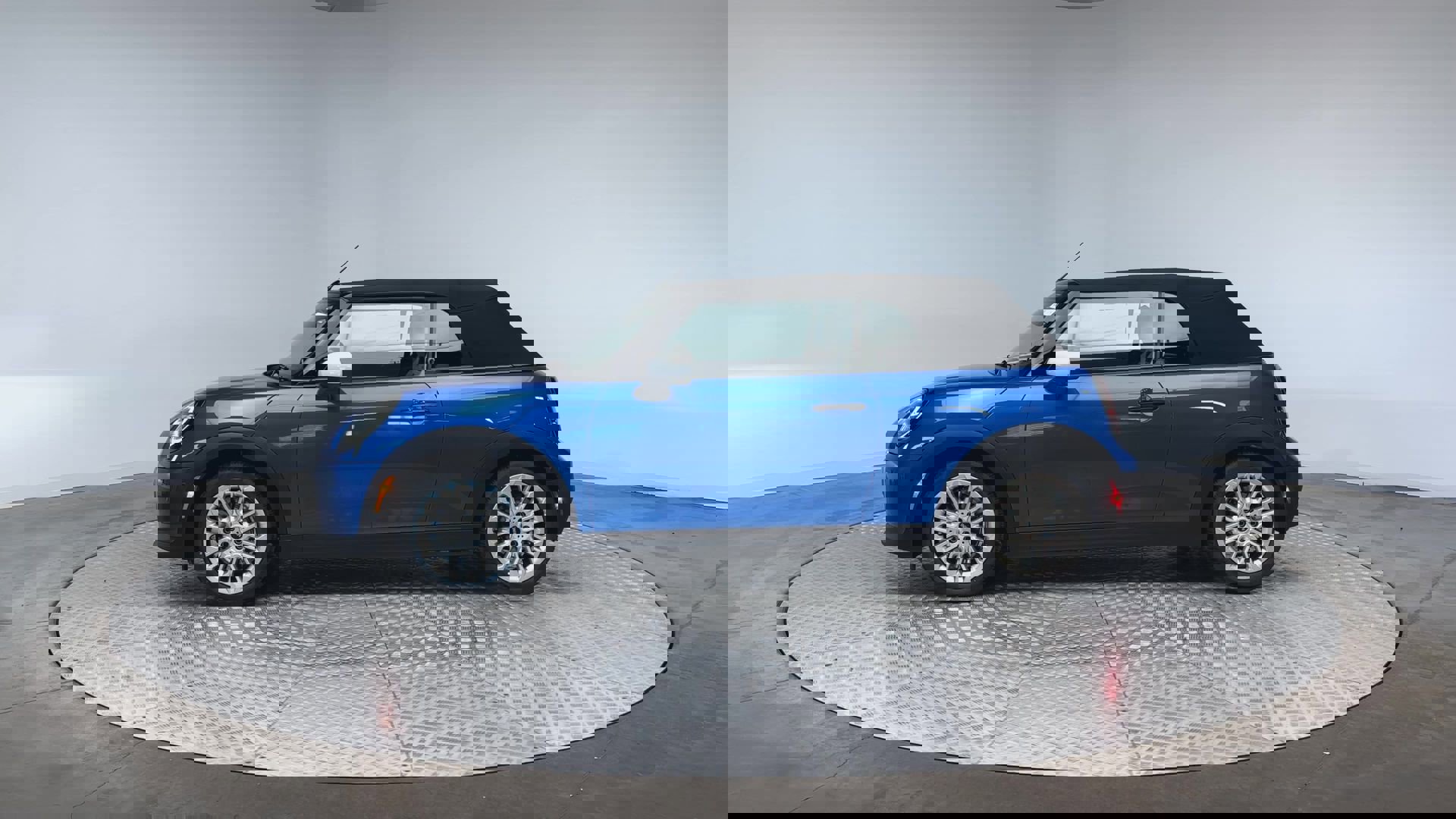 New 2026 MINI Cooper Convertible image 5