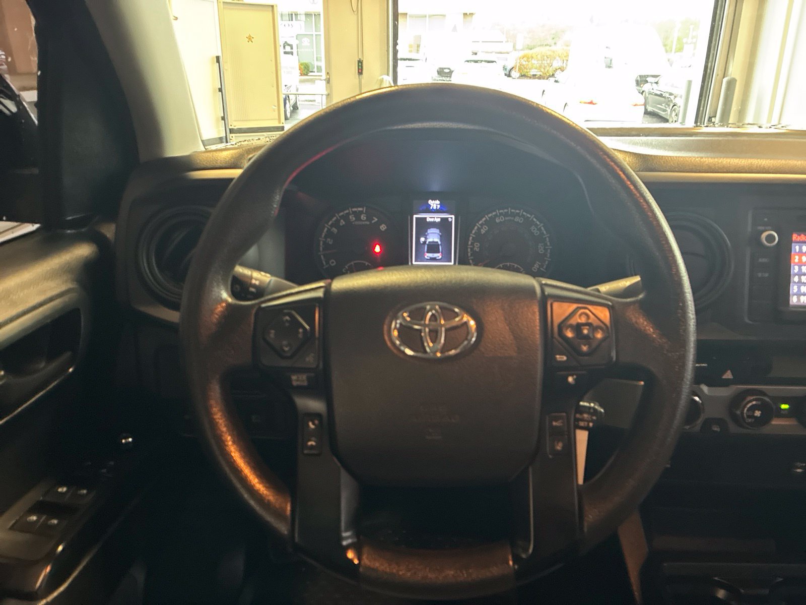 Used 2018 Toyota Tacoma SR w/ SR Convenience Package AWD/4WD image 16