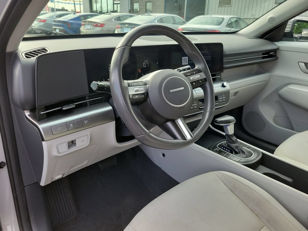 Used 2024 Hyundai Kona SEL AWD/4WD image 21