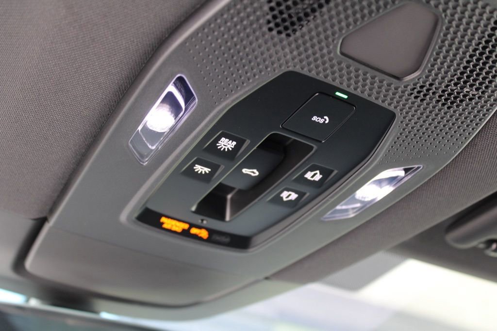 Certified 2024 Porsche Macan 4 Electric image 25