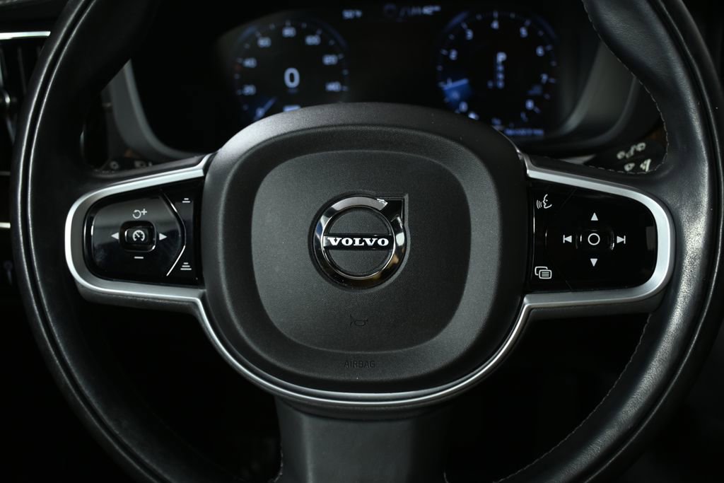 Used 2021 Volvo XC60 T5 Inscription w/ Climate Package image 19