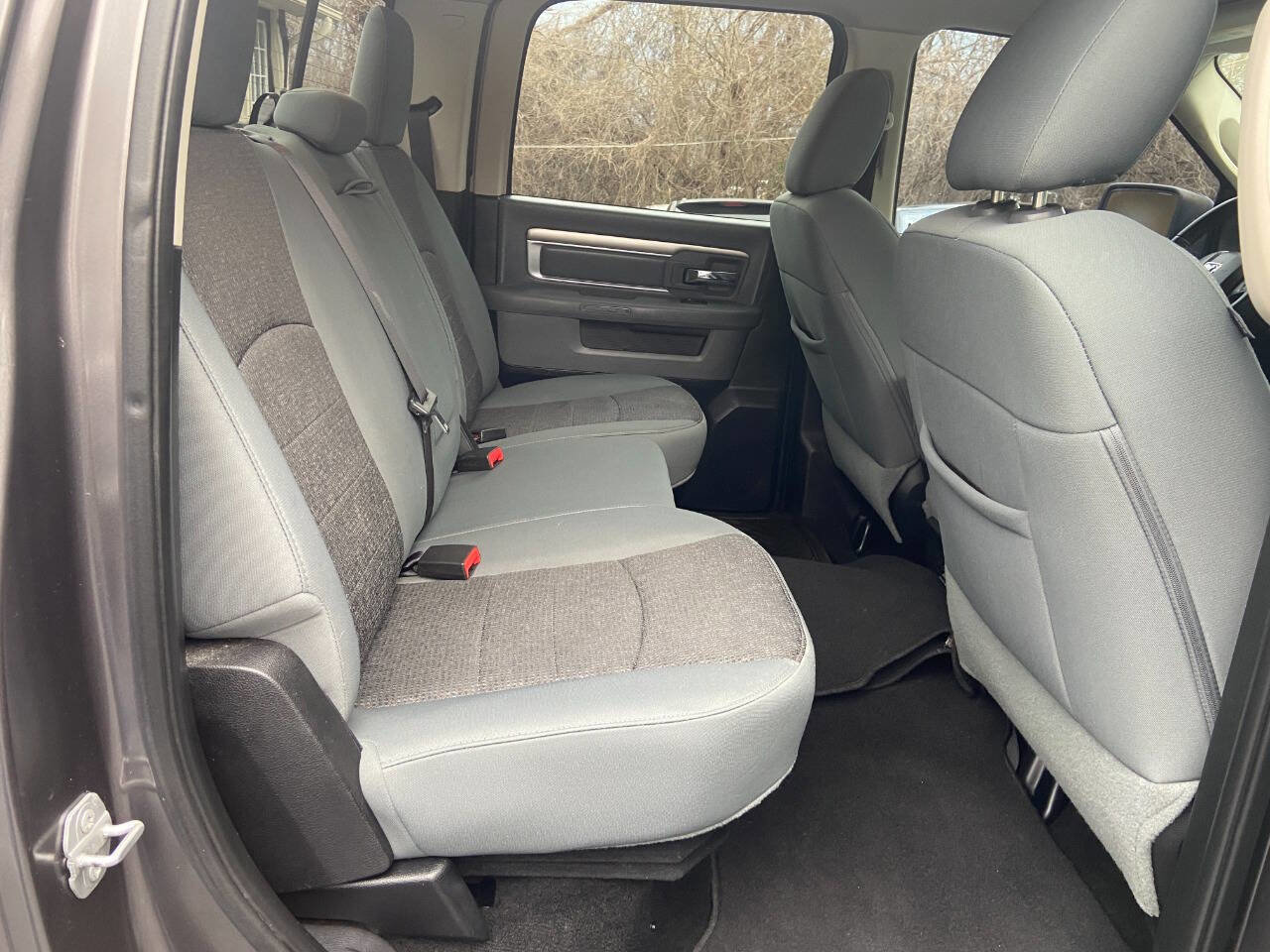 Used 2015 RAM 1500 Big Horn RWD image 18