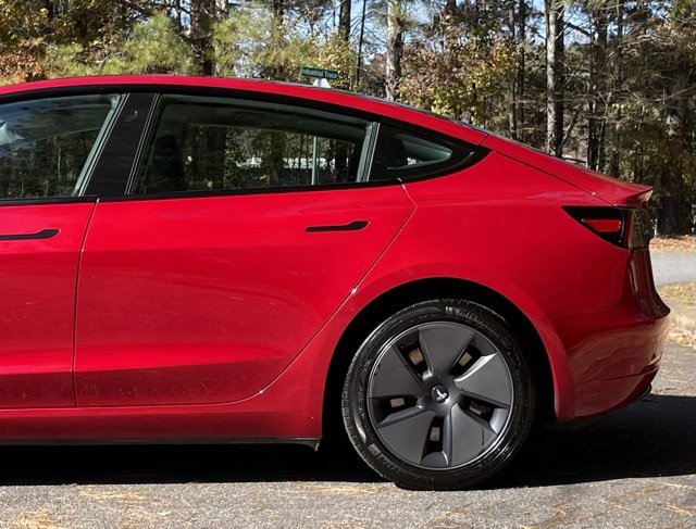 Used 2023 Tesla Model 3 Standard Range image 5