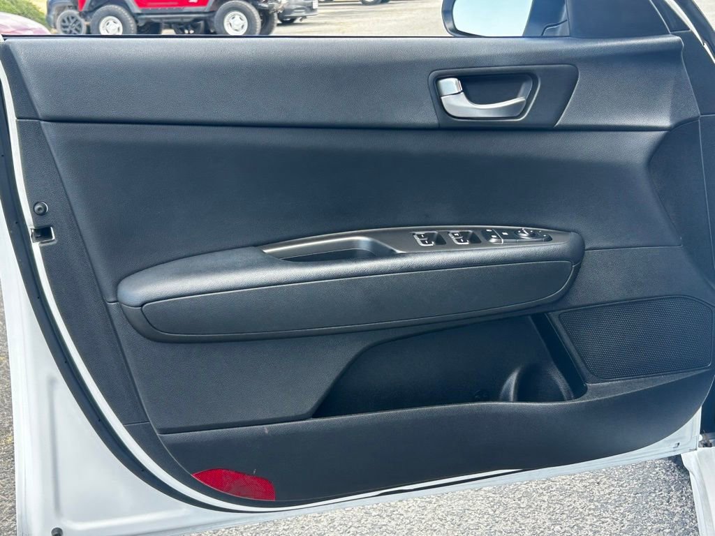 Used 2020 Kia Optima LX FWD image 10