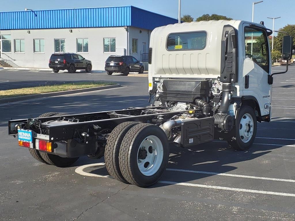New 2025 Chevrolet Low Cab Forward 5500 XD image 4