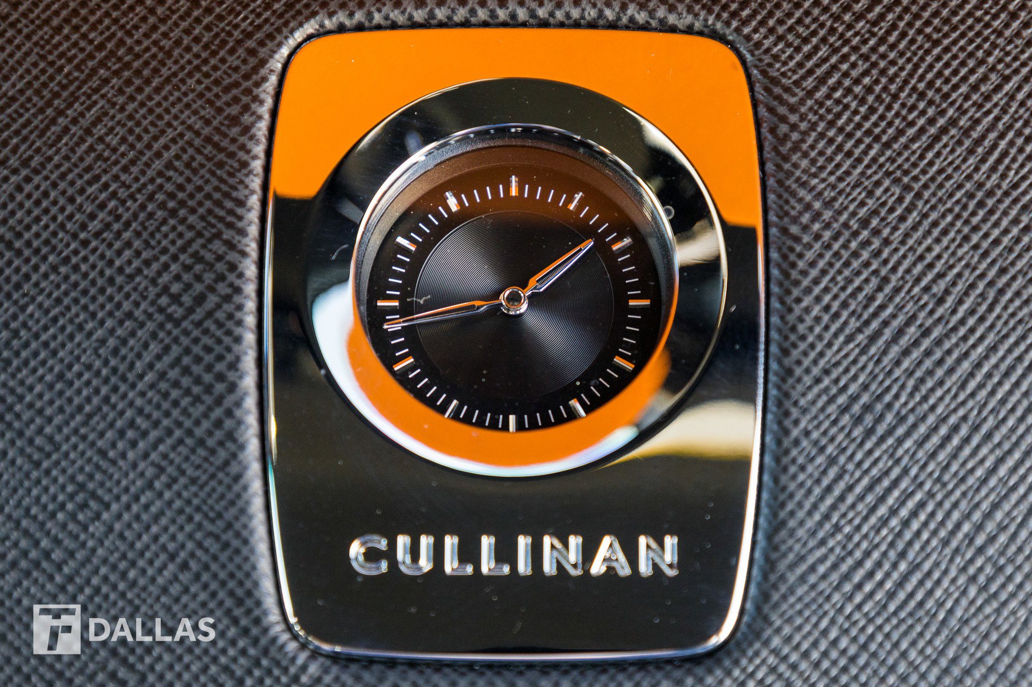 Used 2023 Rolls-Royce Cullinan w/ Cullinan Package image 28