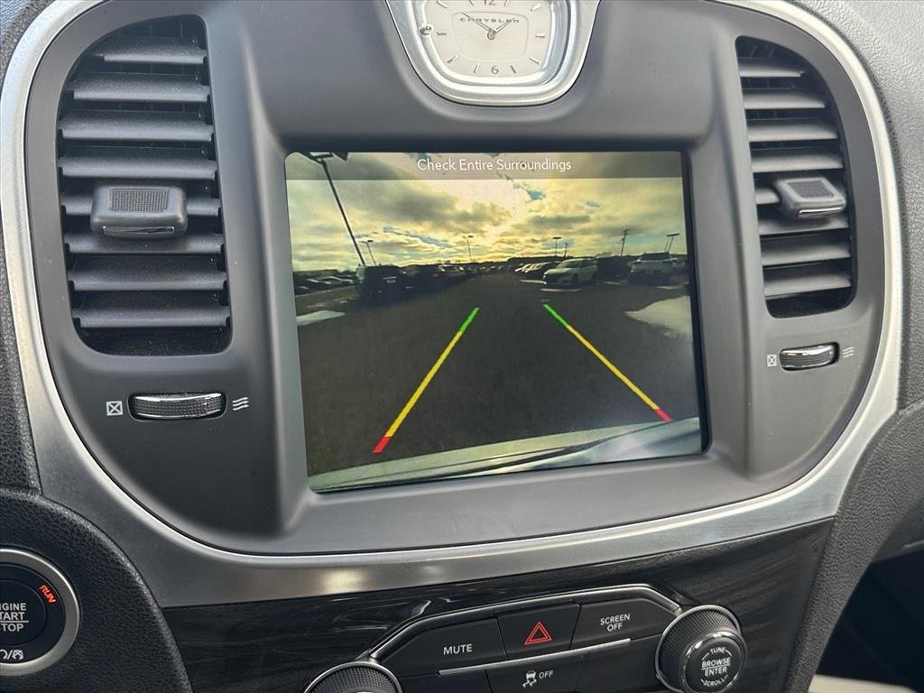 Used 2019 Chrysler 300 Touring w/ Sport Appearance Package image 26