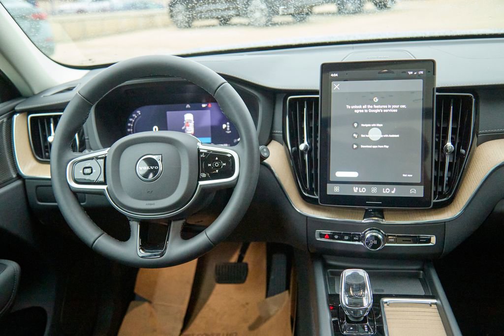 New 2026 Volvo XC60 B5 Ultra w/ Climate Package image 25