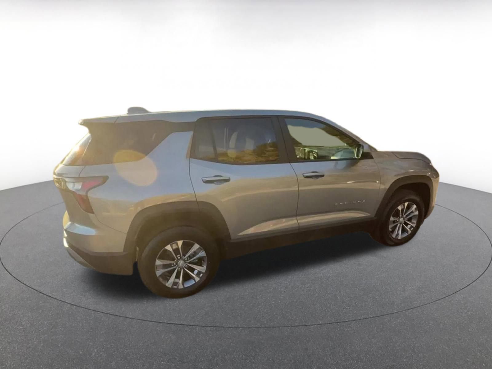 Used 2025 Chevrolet Equinox LT image 12