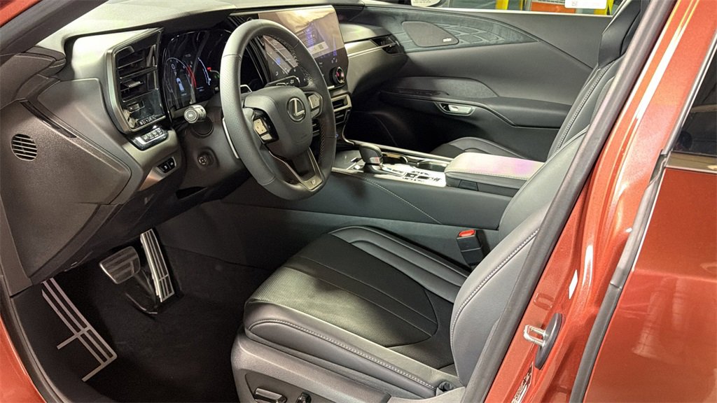 Certified 2024 Lexus RX 350 F Sport image 26