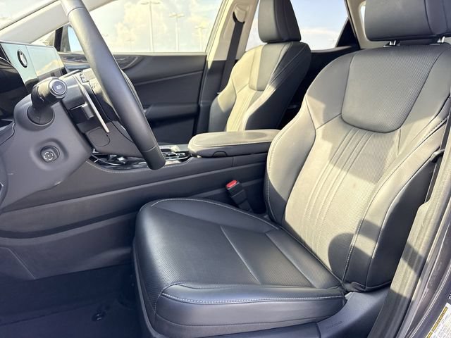 Used 2024 Lexus NX 250 FWD image 11