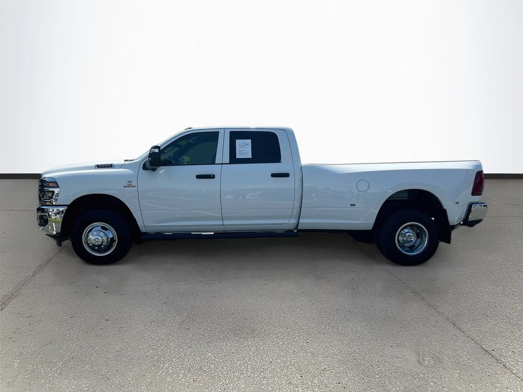 Used 2026 RAM 3500 Tradesman AWD/4WD image 4
