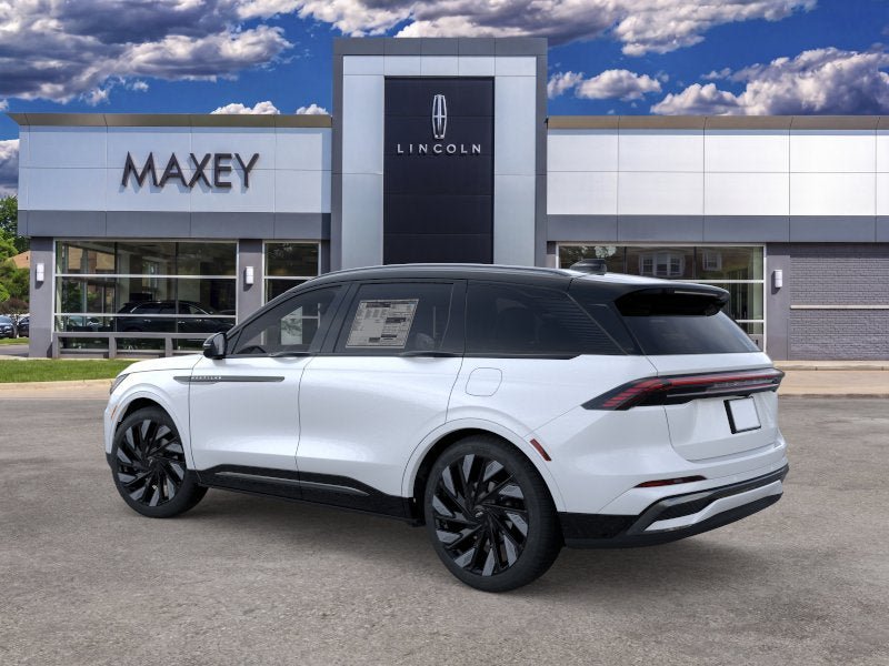 New 2026 Lincoln Nautilus Reserve w/ Jet Appearance Package AWD/4WD image 4