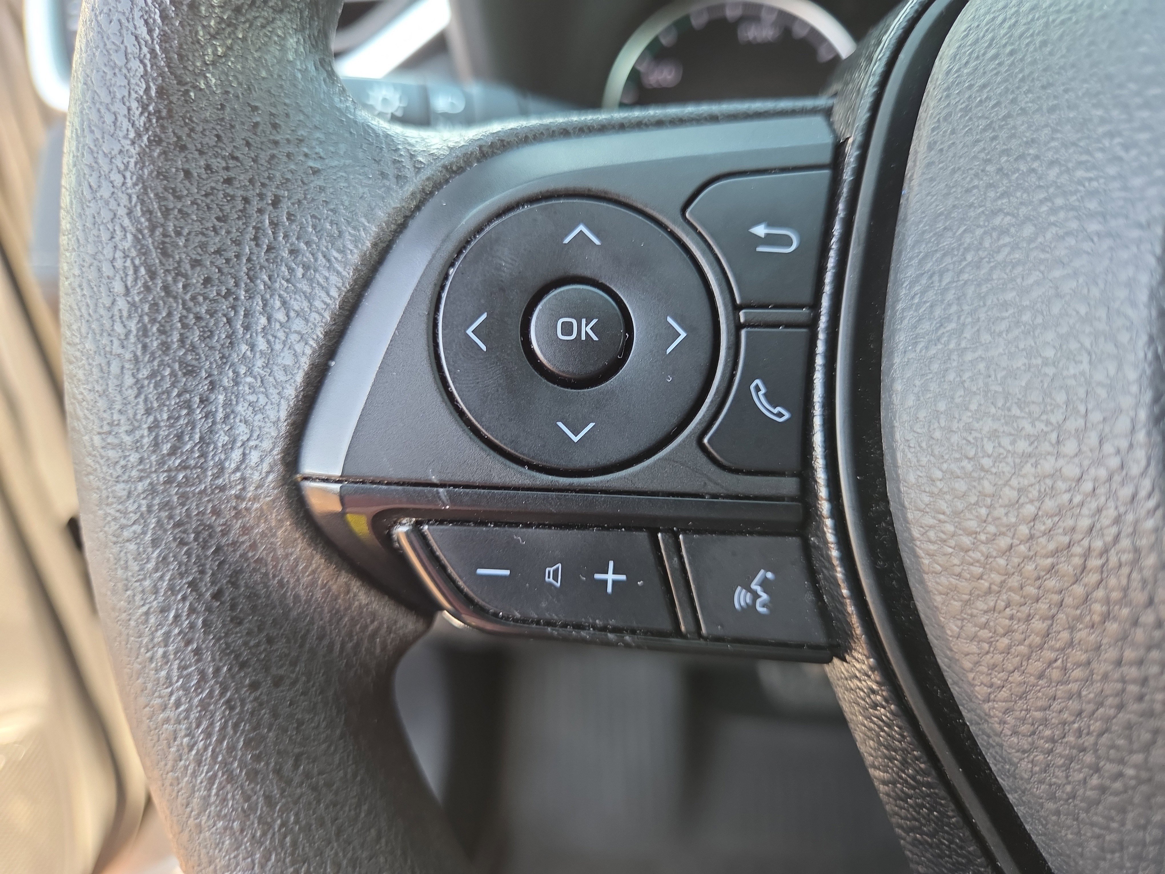 Certified 2021 Toyota RAV4 XLE w/ Convenience Package image 27