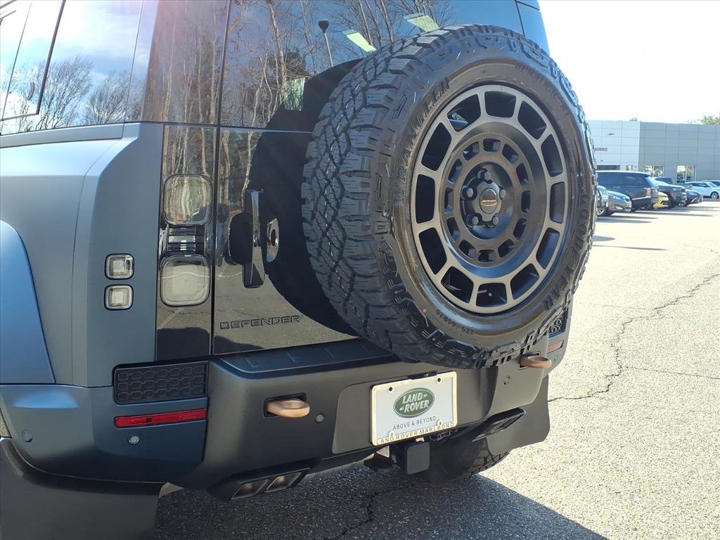 New 2026 Land Rover Defender 110 OCTA image 20