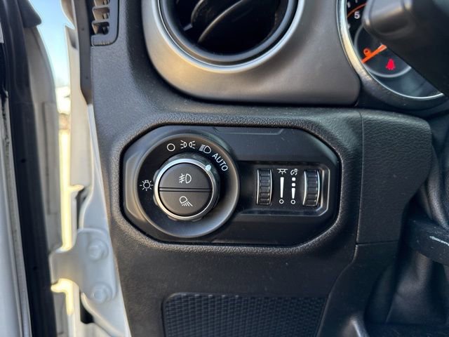 Used 2020 Jeep Gladiator Sport w/ Quick Order Package 24S image 15