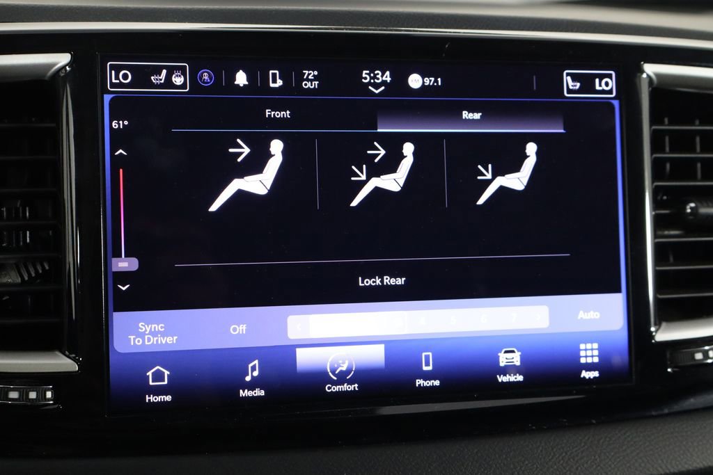 Used 2024 Chrysler Pacifica Touring-L image 36