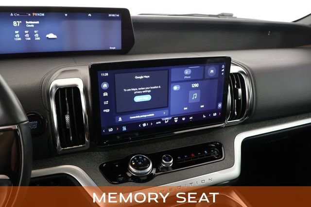 Used 2025 Ford Expedition Tremor AWD/4WD image 25