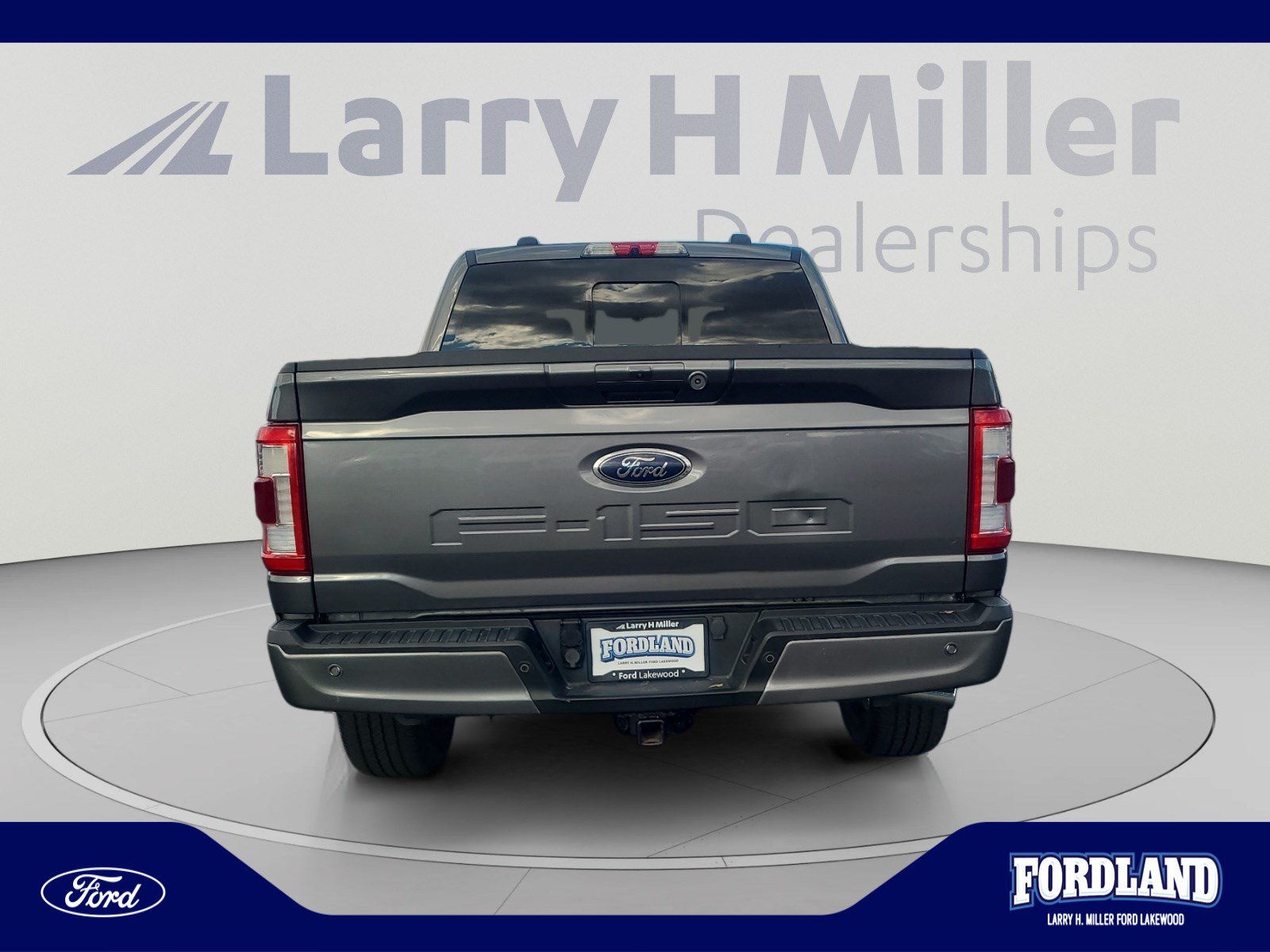 Used 2021 Ford F150 Lariat w/ Equipment Group 502A High AWD/4WD image 4