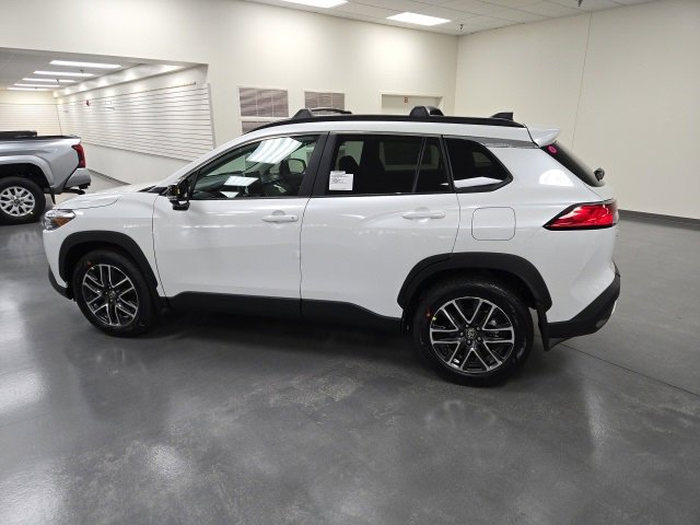 New 2026 Toyota Corolla Cross XLE image 3