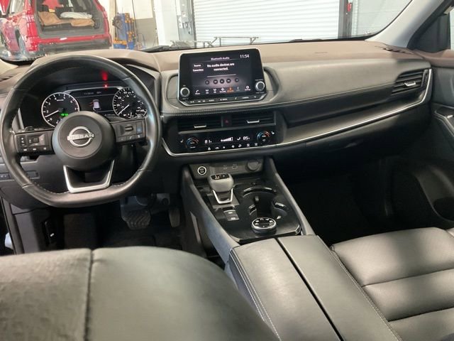 Used 2023 Nissan Rogue SV w/ SV Premium B Package image 12
