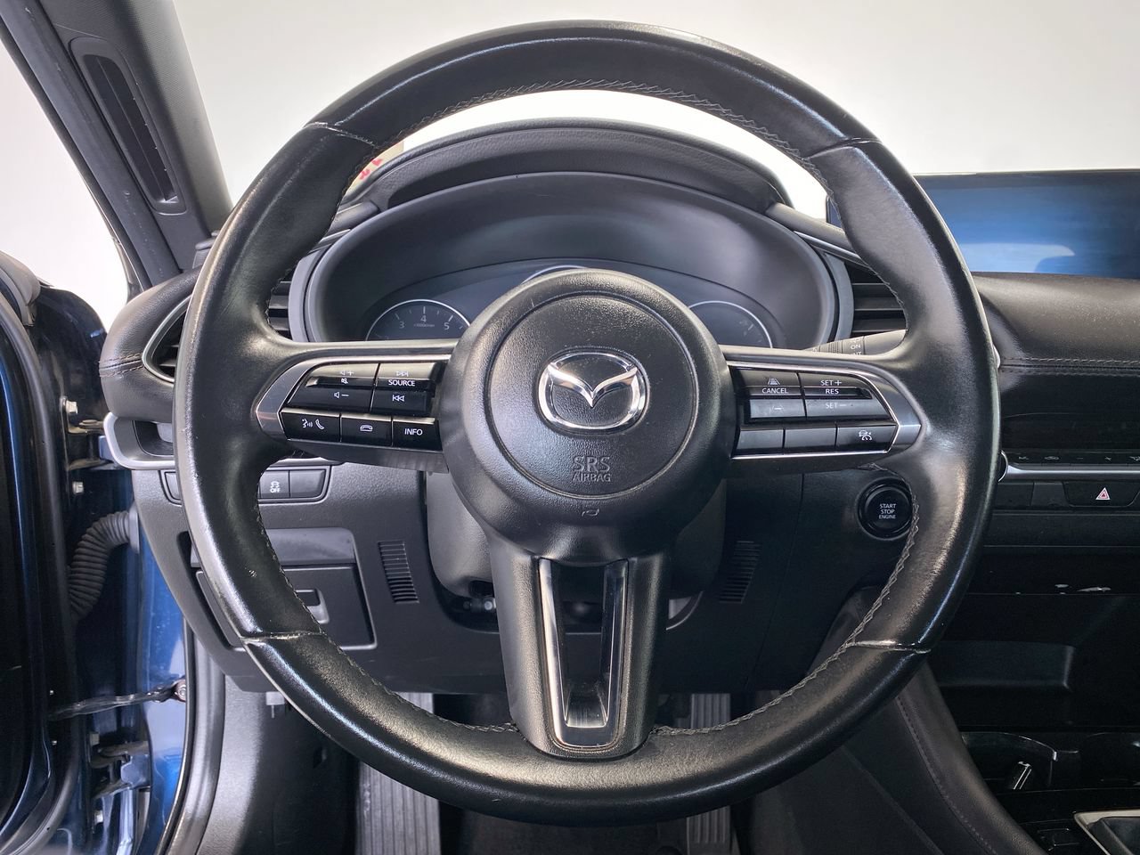 Used 2024 MAZDA MAZDA3 s FWD image 21