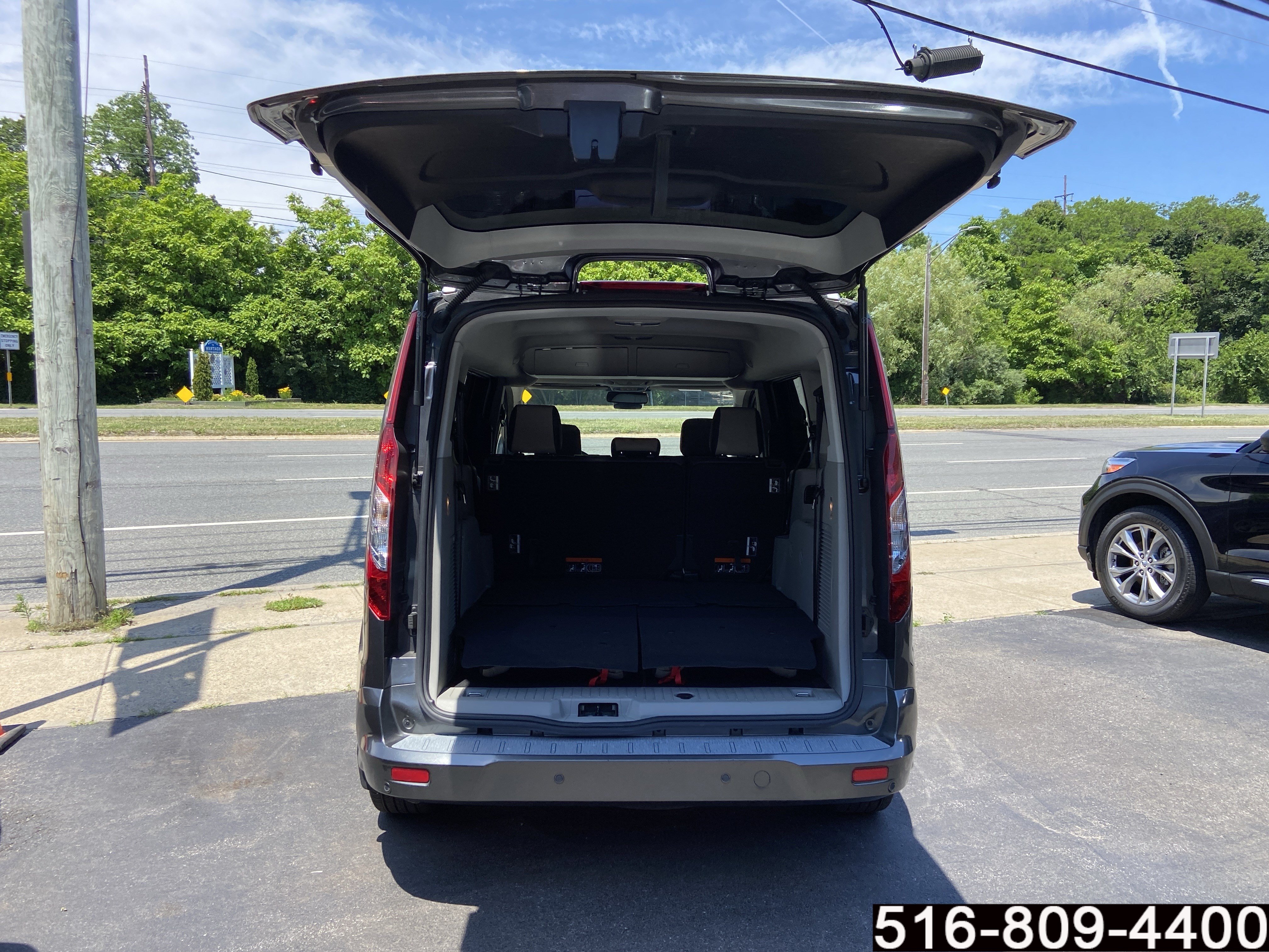 Used 2022 Ford Transit Connect Titanium FWD image 29