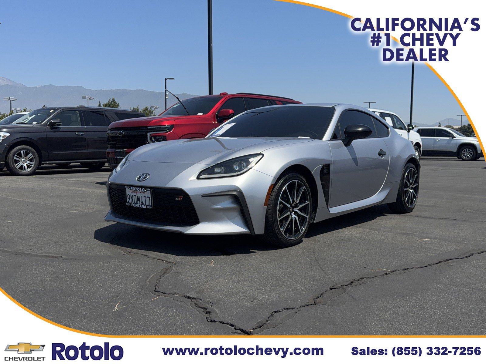 Used 2024 Toyota GR86 RWD image 3