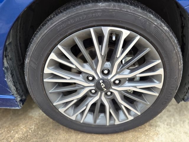 Used 2024 Kia Forte GT-Line w/ GT-Line Premium Package image 14