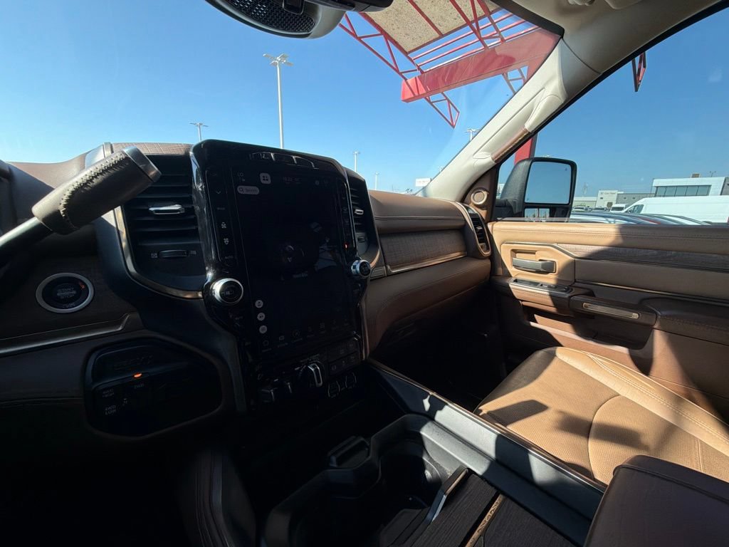 Used 2024 RAM 3500 Limited w/ Safety Group AWD/4WD image 33