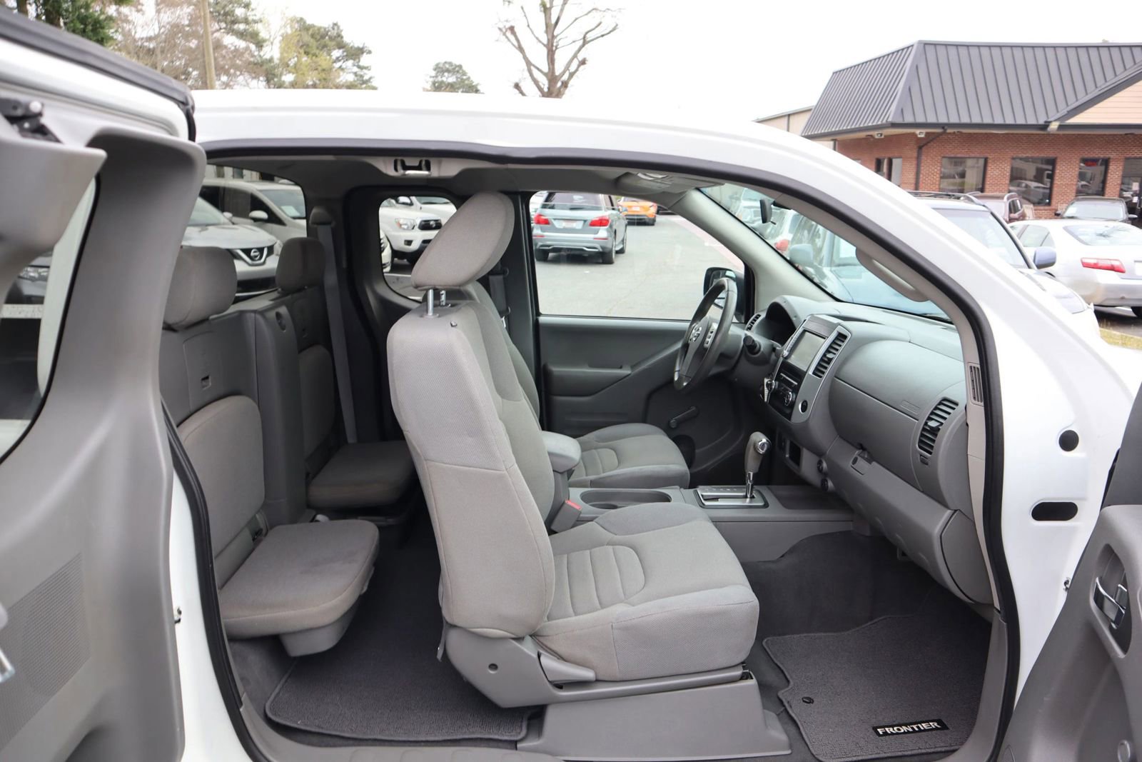 Used 2019 Nissan Frontier S RWD image 17