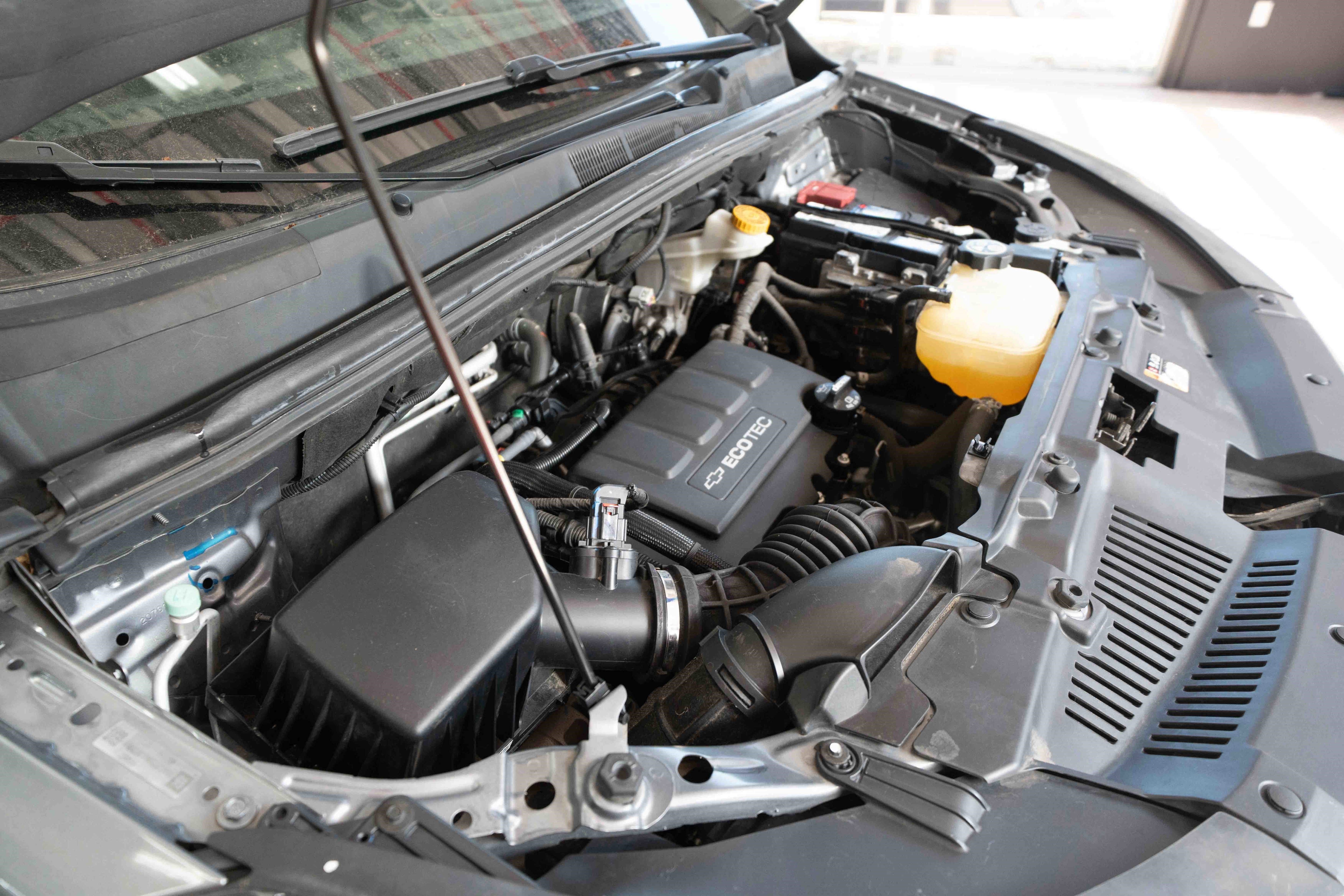 Used 2020 Chevrolet Trax LS w/ Tint and Cruise Package image 32