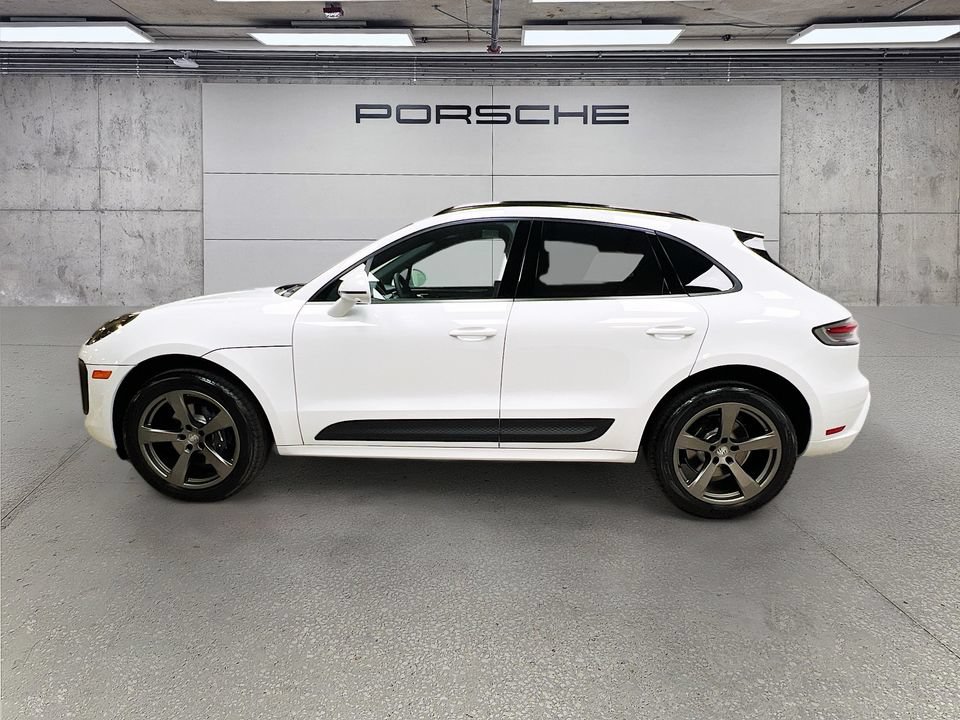 New 2026 Porsche Macan AWD/4WD image 2